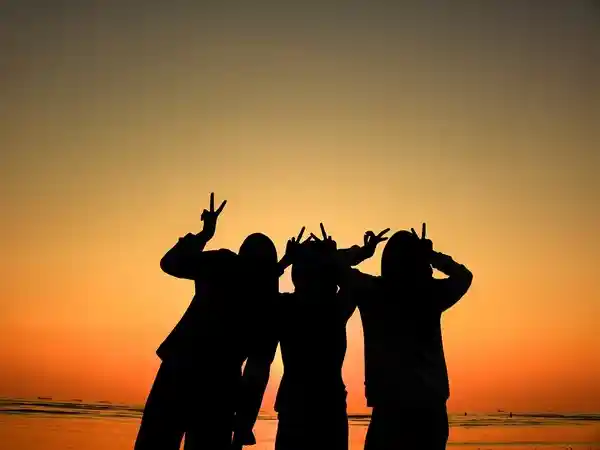 Good friends are like stars, you don&rsquo;t always see them..